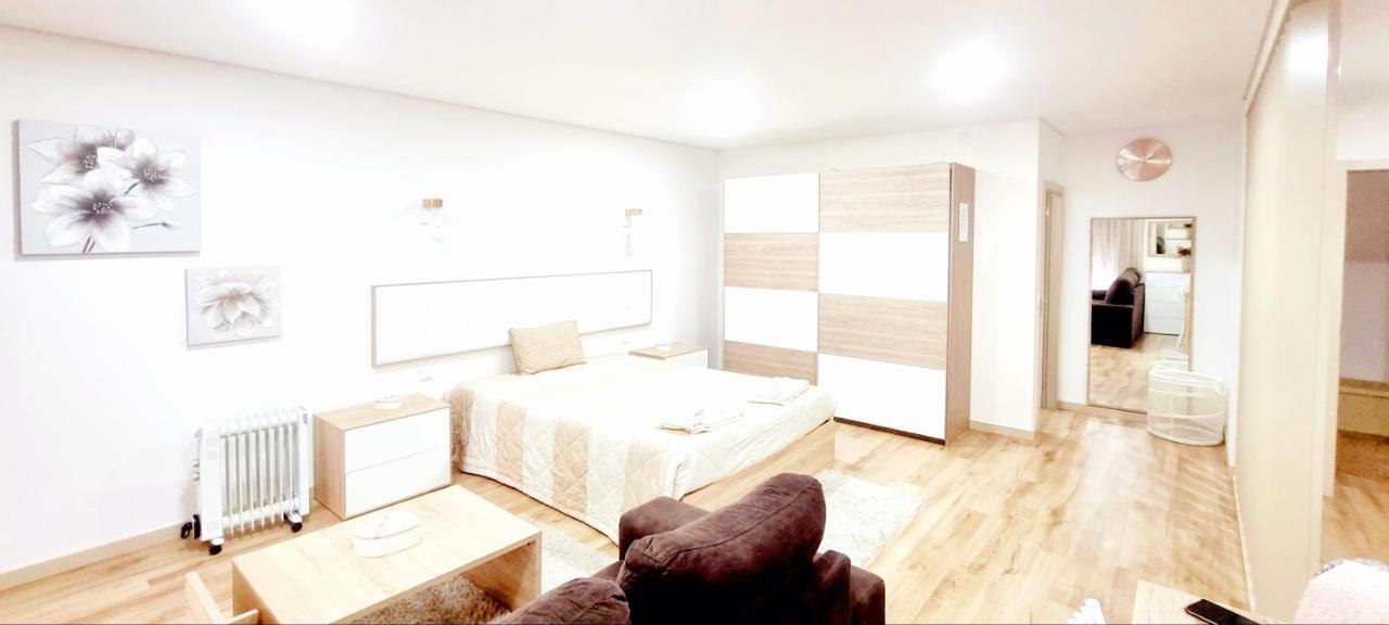 Imperial Apartment 1, 2 E 3 Брага Экстерьер фото